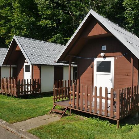 Camping Roznov Hotel Rožnov pod Radhoštěm Buitenkant foto