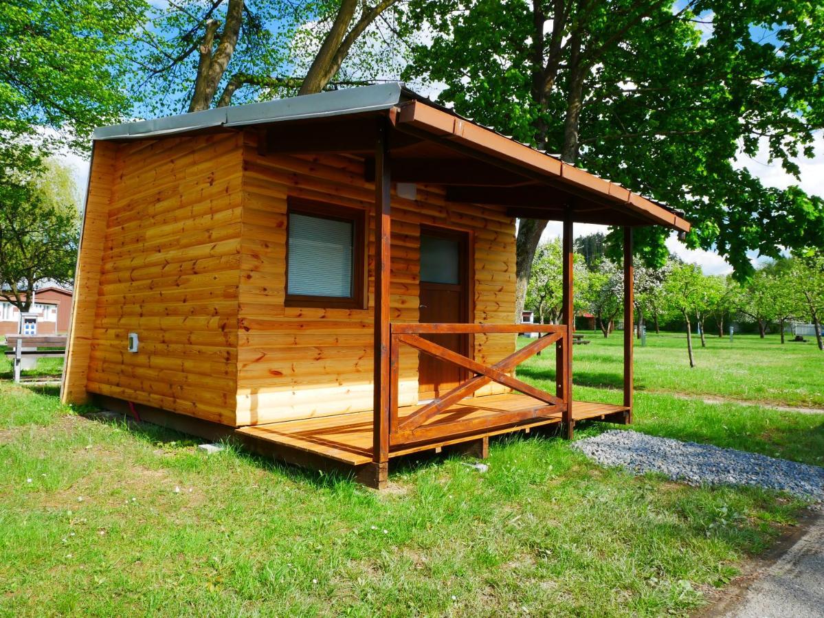 Camping Roznov Hotel Rožnov pod Radhoštěm Buitenkant foto