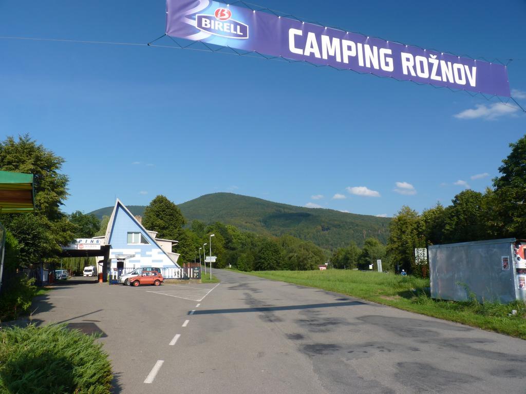 Camping Roznov Hotel Rožnov pod Radhoštěm Buitenkant foto